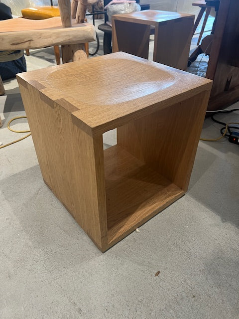 SET OF 4 BOX JOINT MAPLE WOOD STOOLS, SHORT STOOL